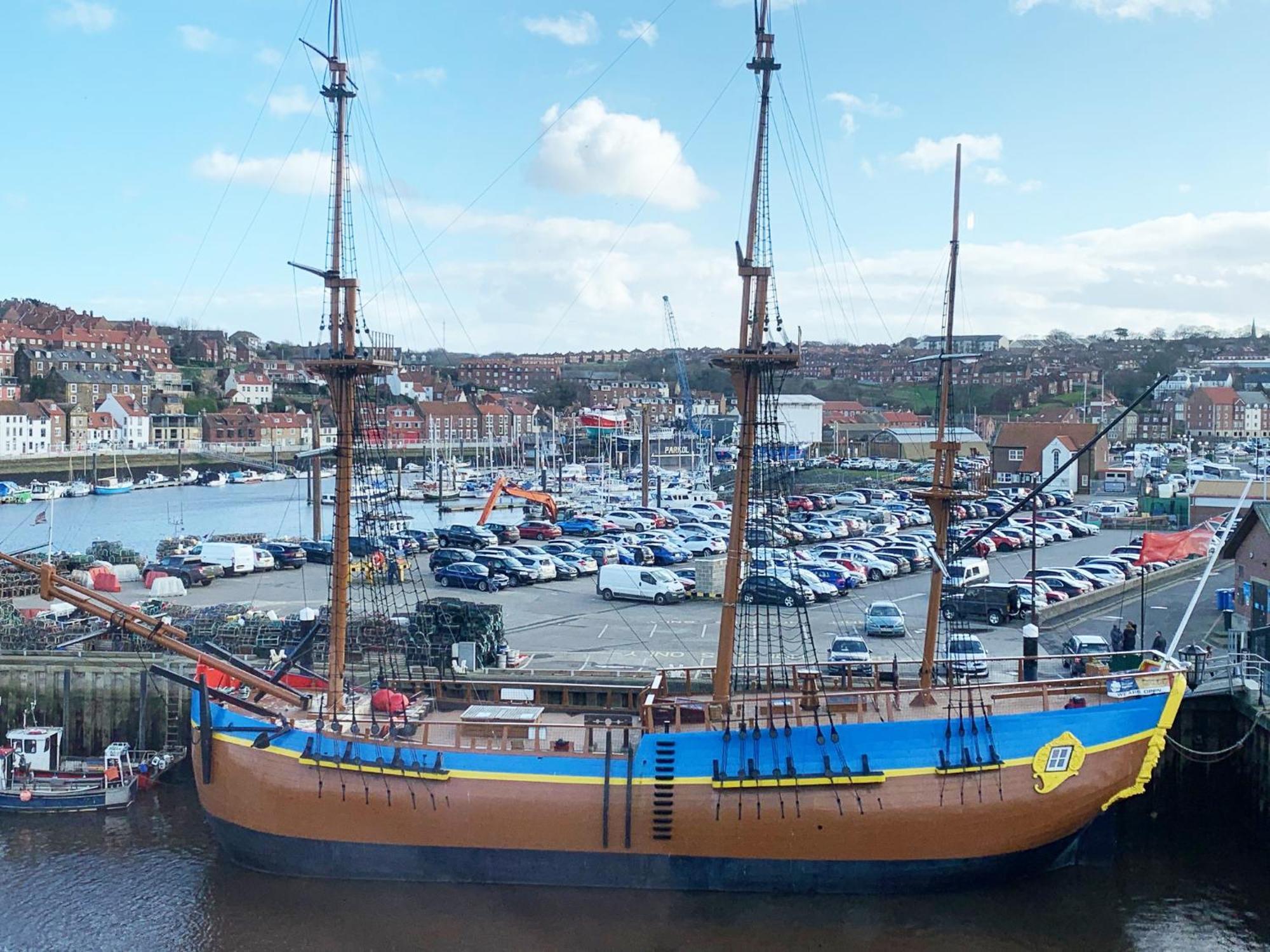 Harbour Penthouse Whitby Apartment Екстериор снимка